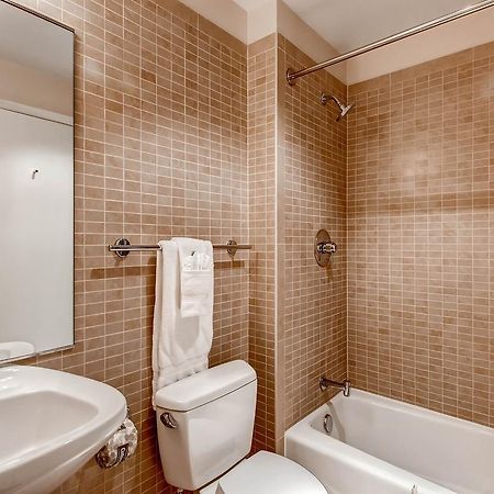 Luxury Apartments Near Georgetown And Foggy Bottom Washington Rom bilde